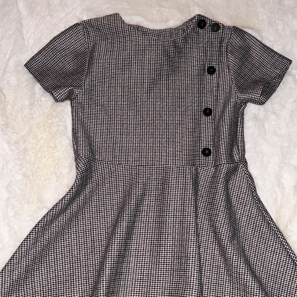 Zara beautiful dress for girls .